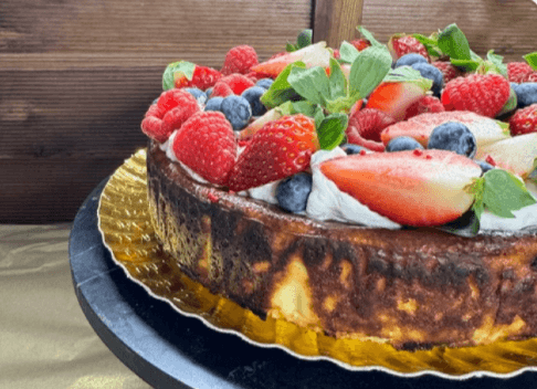 Cheesecake Basque Fructe